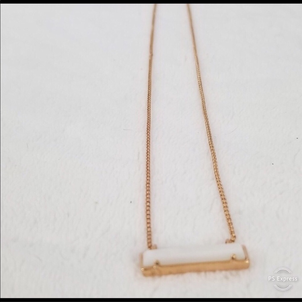 Leanor Rose Gold Pendant Necklace In Ivory Pearl - Picture 2 of 4